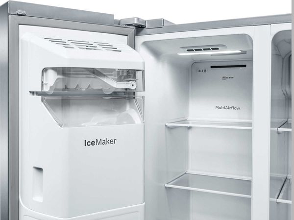 Freistehender Side-by-Side Kühlschrank KA3923IE0 mit integriertem Eiswürfelbereiter