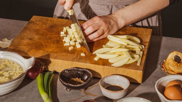 Étape 2 - Préparer le mélange de pommes et d'oignons