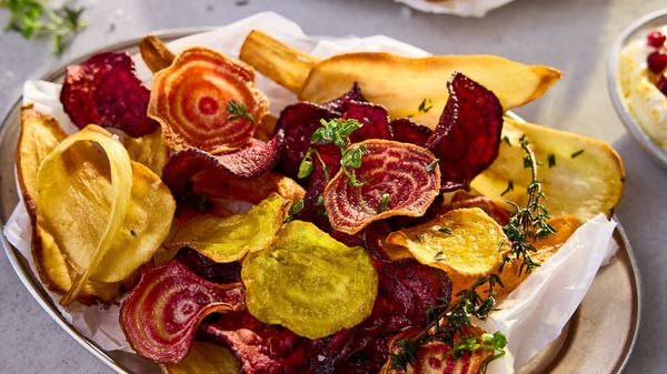 Airfried vegetable chips