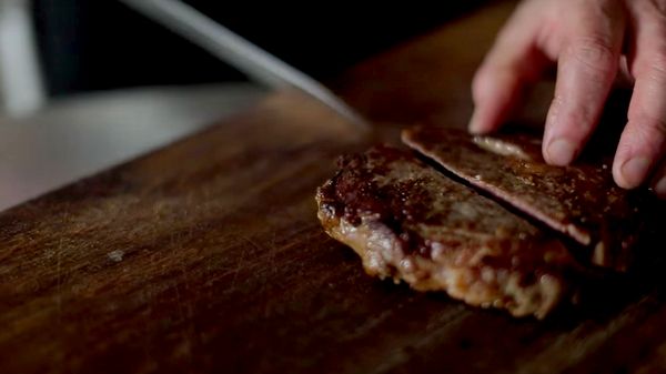 Waygu Beed Steak being sliced open
