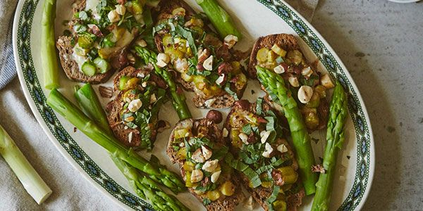 Bruscetta met groene asperge