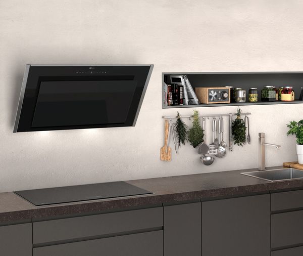 Campana inclinada de pared NEFF