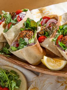 Air Fryer Falafel Sandwich with Hummus