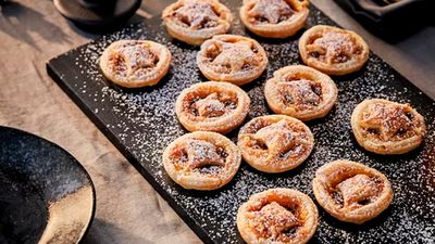 Puff pastry custard mince pies