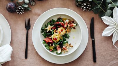 Winter salad with goat's cheese and orange  vinaigrette