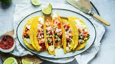 Lachs-Tacos mit rotem Chimichurri