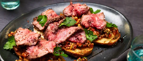 Rezept: Roastbeef mit orientalischem Paradeisertatar