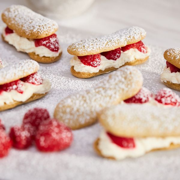 Multiple matcha sponge fingers decorated on surface