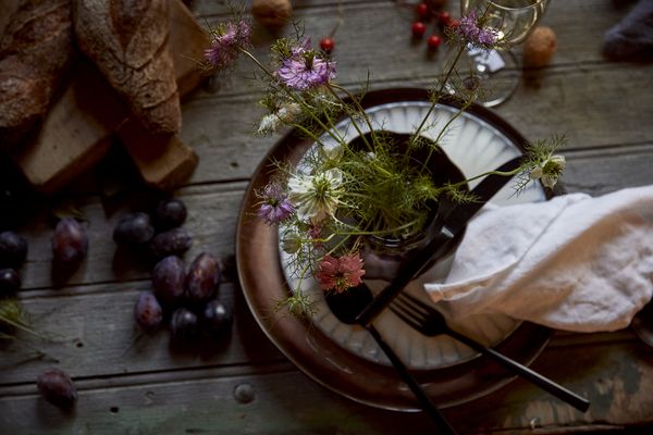 Proposta di decorazione con tovagliolo a tavola