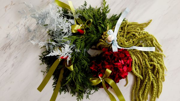 Tips & Tricks: How to make a Christmas wreath