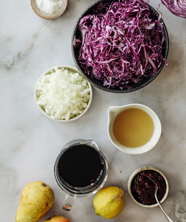 Ingredients to make the Red Cabbage With Pears recipe