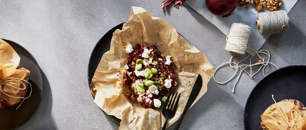 Rübengemüse mit Ziegenkäse und Nüssen