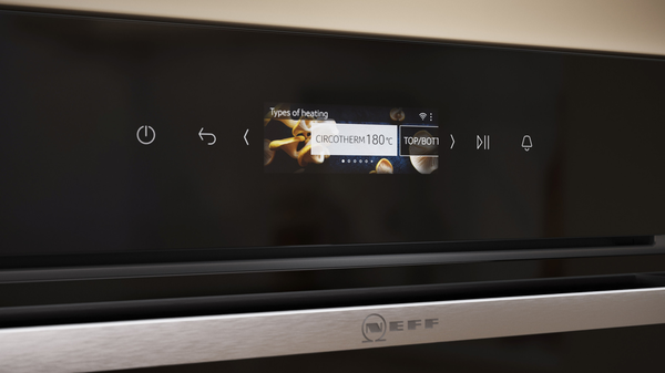 3,7" Full Touch TFT-Display vom NEFF Backofen B54CR71N0