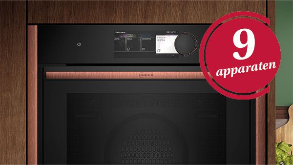 Een NEFF oven met zijlijsten in het brons met daarop het logo om 9 apparaten te registreren.