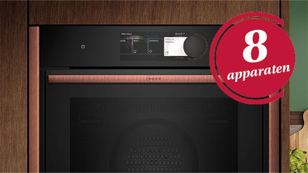 Een NEFF oven met zijlijsten in het brons met daarop het logo om 8 apparaten te registreren.