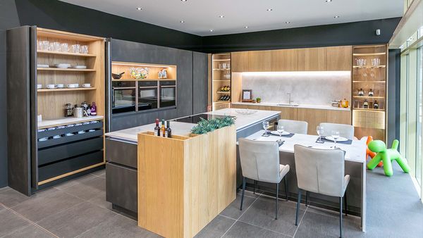 Somax Kitchens location set up