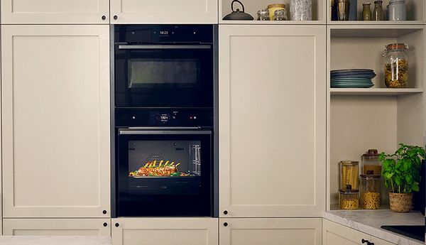 Neff ovens built into kitchen cabinets