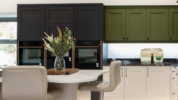 NEFF MasterPartner®: Regal Kitchens
