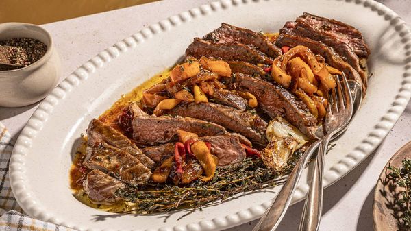 Bavette (Flank) Steak with bell peppers and apricot relish