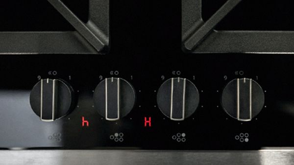 NEFF hob control panel showing residual heat indicator