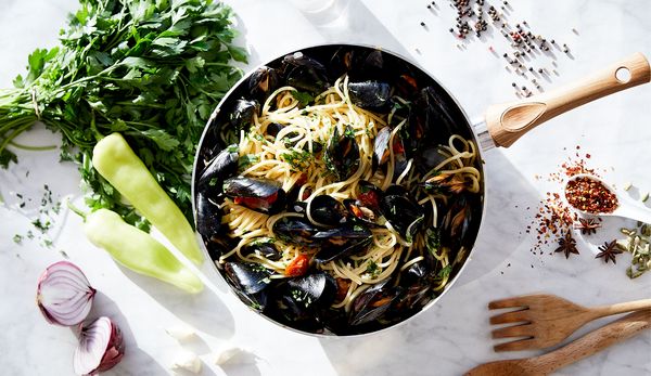 Spaghetti with mussels, fennel & ouzo