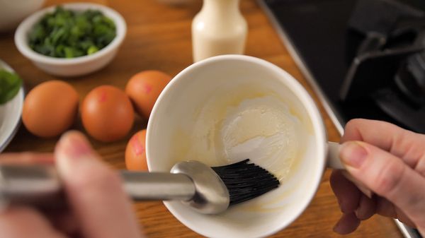 Step 1 - Eggs en Cocotte