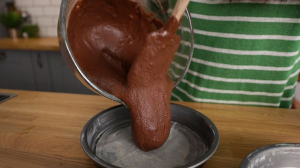 Step 6 - chocolate mousse cake 