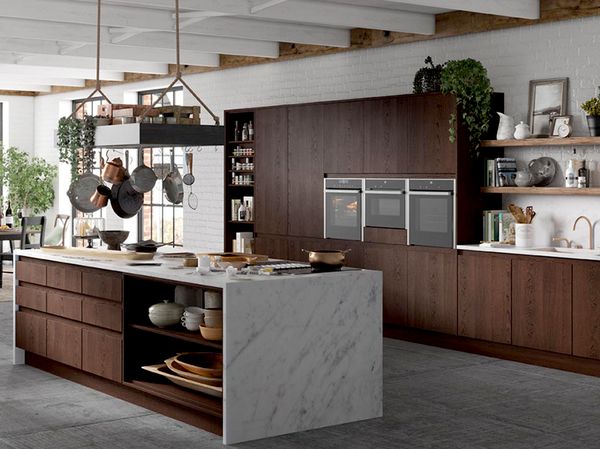 Oak and marble styled kitchen with Neff N 90 built-in appliances