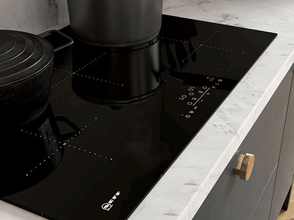 NEFF pots and pans on NEFF induction hob